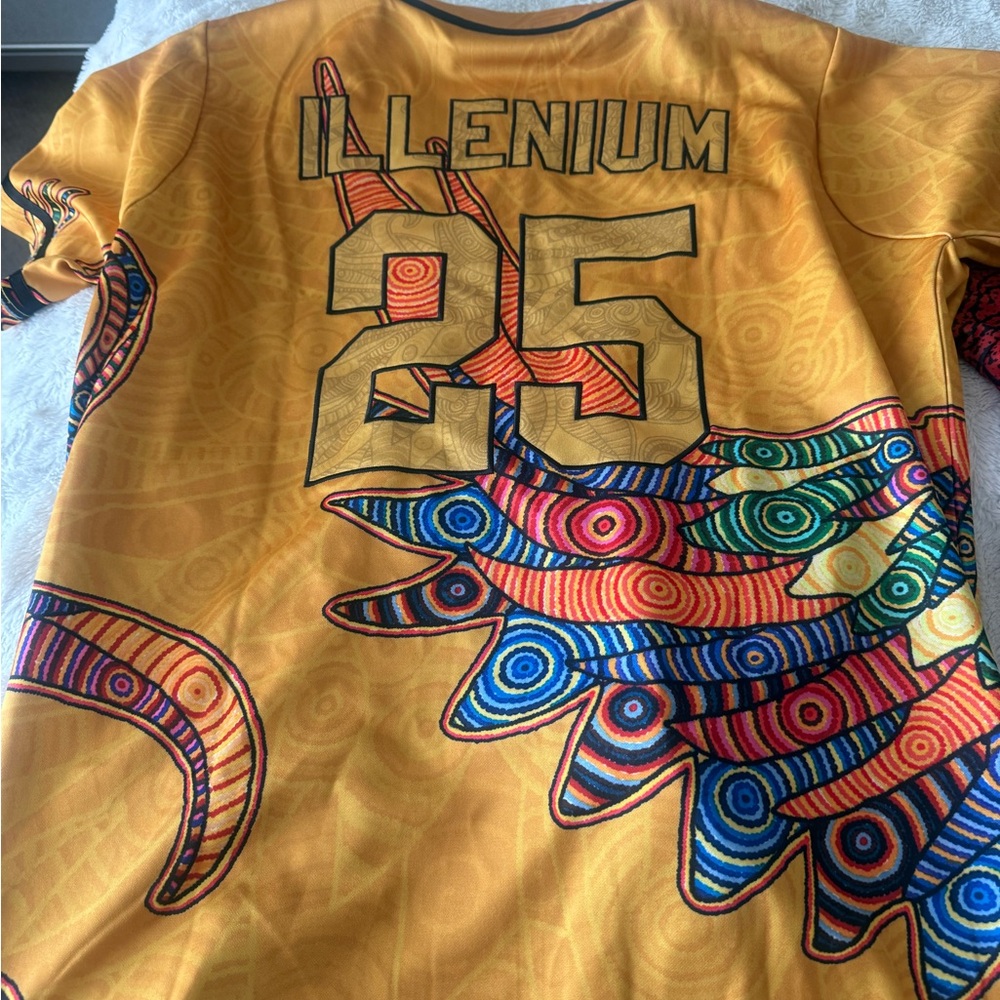 iHeartRaves Men Yellow Graphic Jersey with Multicolor Wing Design